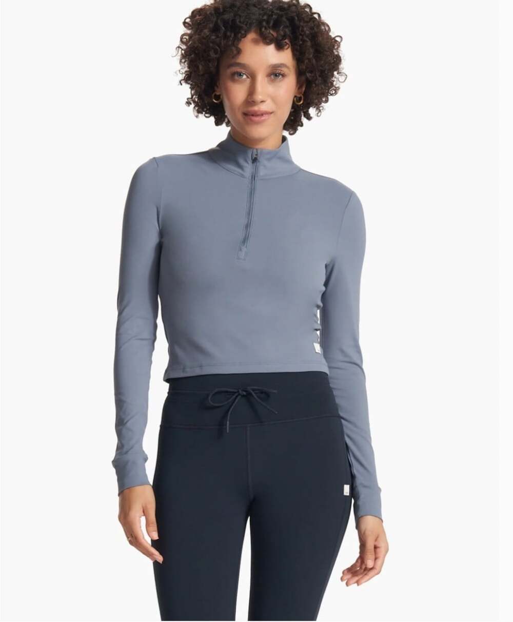 Vuori Studio Half Zip Long Sleeve Crop Top Womens Large Blue Athletic